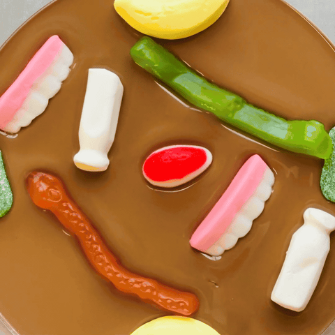 Freckleberry - Giant Lolly Pizza Making