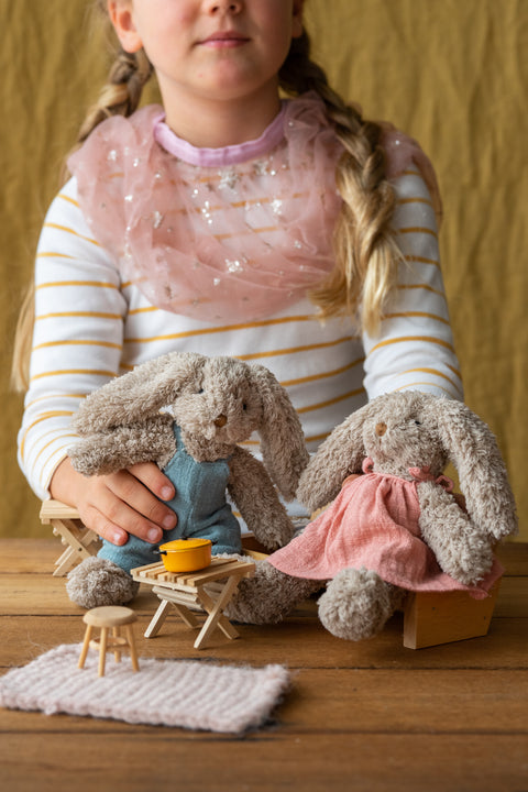 A cheeky little plush with a sweet tooth and a love for honey-filled adventures. A soft, cuddly companion perfect for babies, kids, and thoughtful gifting.