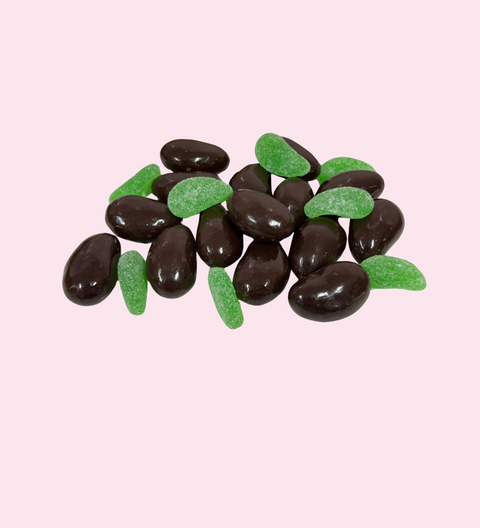 Fresh mint leaves covered in rich premium Belgian dark chocolate – a refreshing and indulgent treat."