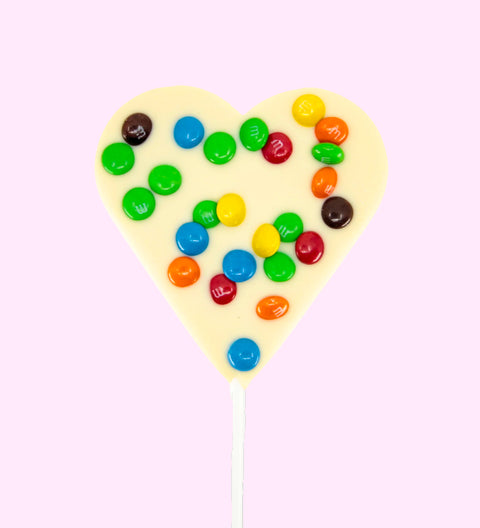 Premium Belgian white chocolate topped with colourful M&M®s – a fun and delicious treat perfect for gifting or indulging.
