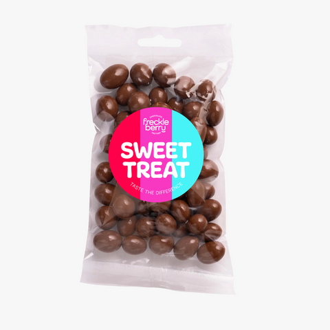 Crunchy roasted peanuts covered in smooth premium Belgian milk chocolate – a classic sweet and salty treat.