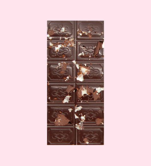 Rich Belgian dark chocolate blended with refreshing mint slice pieces for a cool, indulgent treat.