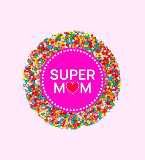 Premium Belgian milk chocolate topped with colourful sprinkles, finished with a cheerful Super Mum design – a sweet Mother’s Day gift.