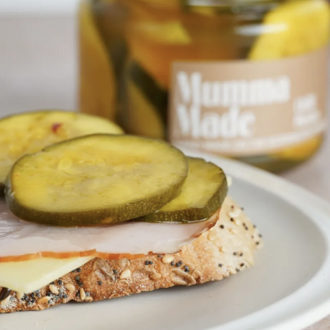 Crisp, tangy, and spicy — perfect for adding heat to burgers, sandwiches, salads, or grazing boards.