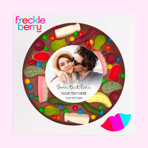 Fun, shareable Belgian chocolate (available in 3 variants - dark, milk or white) pizza topped with lollies, can be personalised with your design for a unique favour.