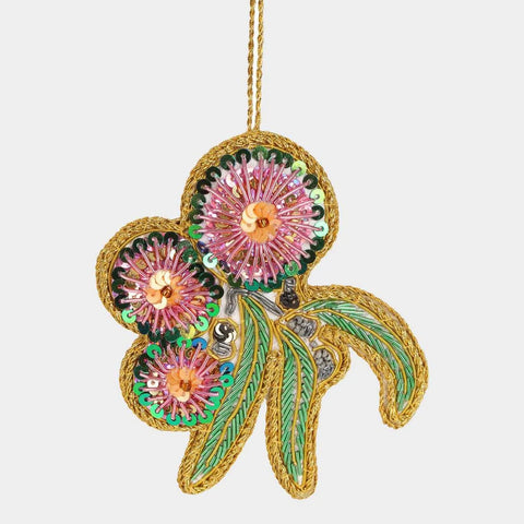 Christmas decorations native Australian flowers, decoration, christmas, tree. 