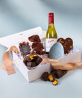 Fancy Hamper for all occasions with the best selection of products inside. 